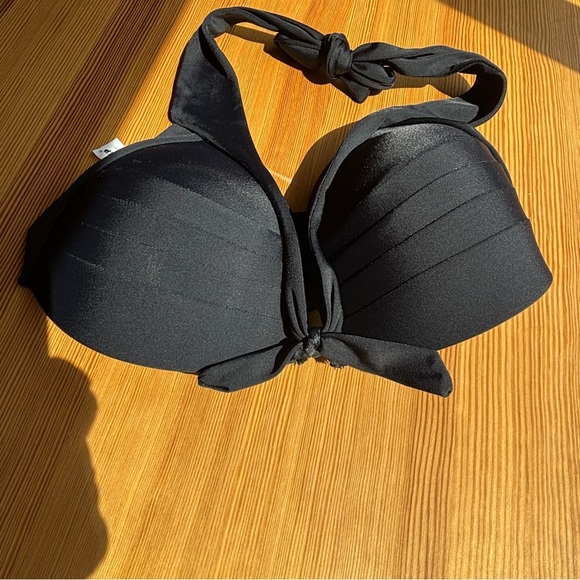 Cocoship XXL black solid cup retro wide string bikini top - Picture 6 of 8